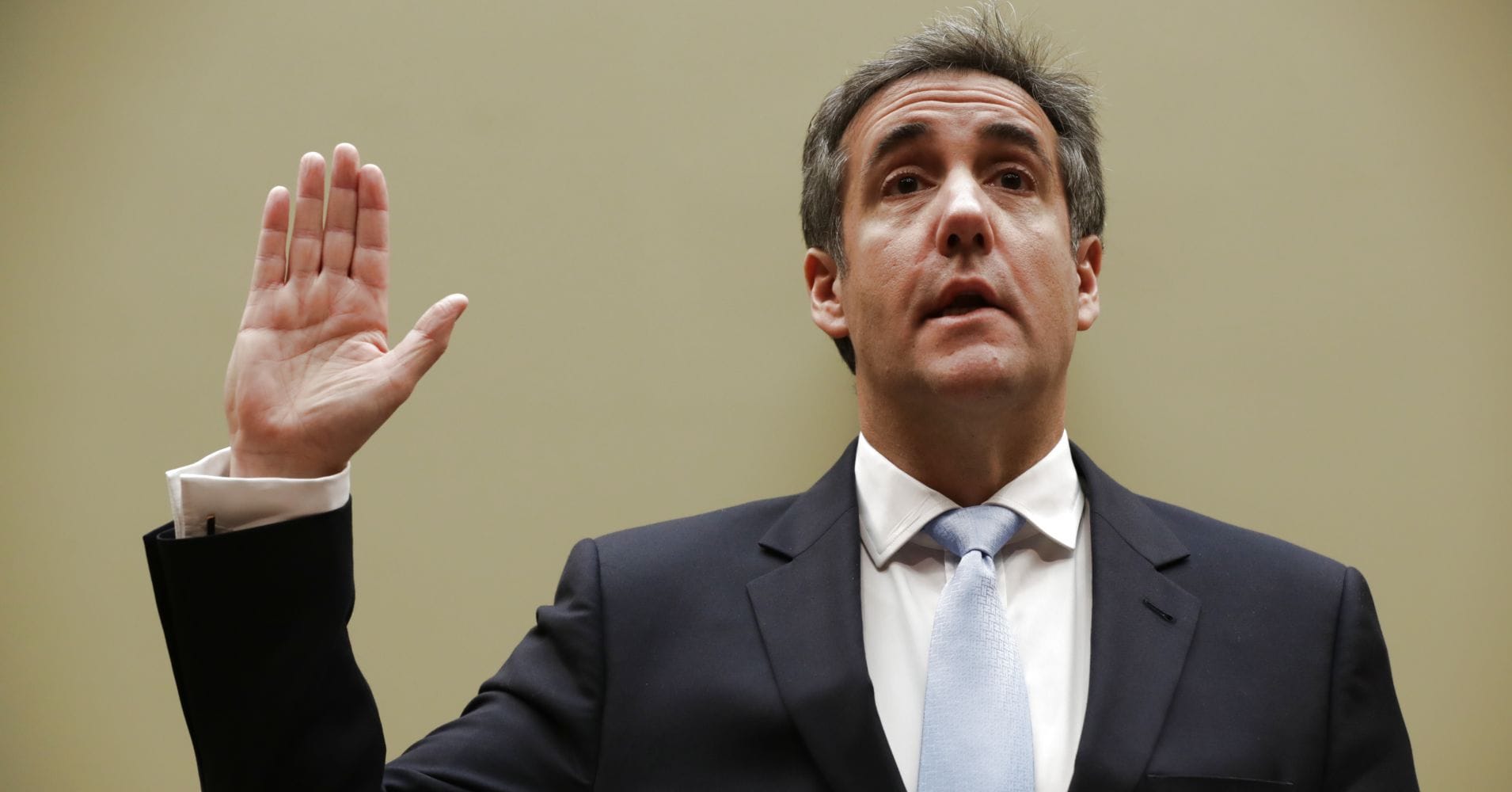 «Есть неопровержимые улики против Трампа». Чем грозят президенту США показания его экс-адвоката