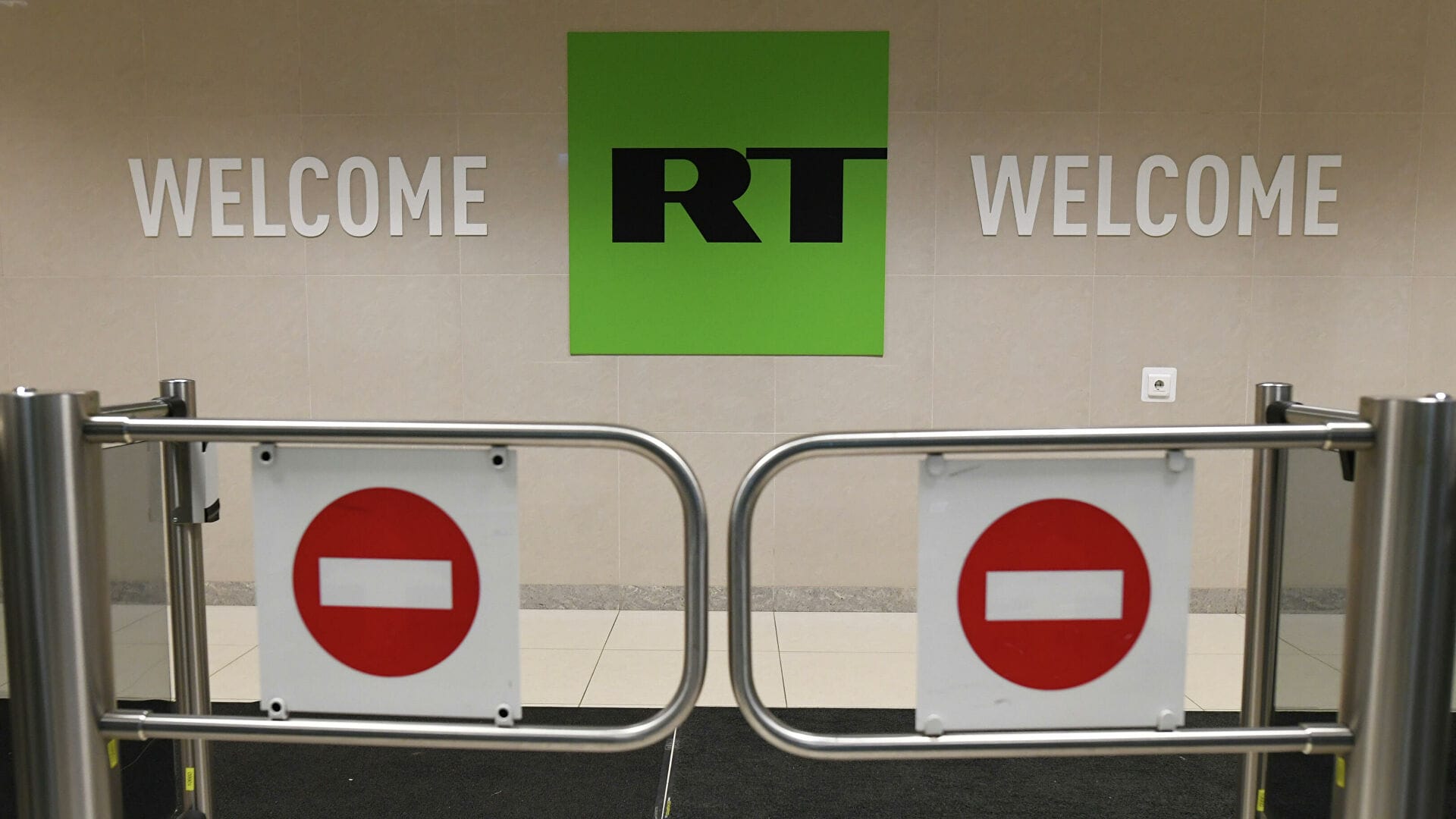 МИД назвал закрытие немецких YouTube-каналов RT «планом „Инфобарбаросса”». За что их на самом деле закрыли