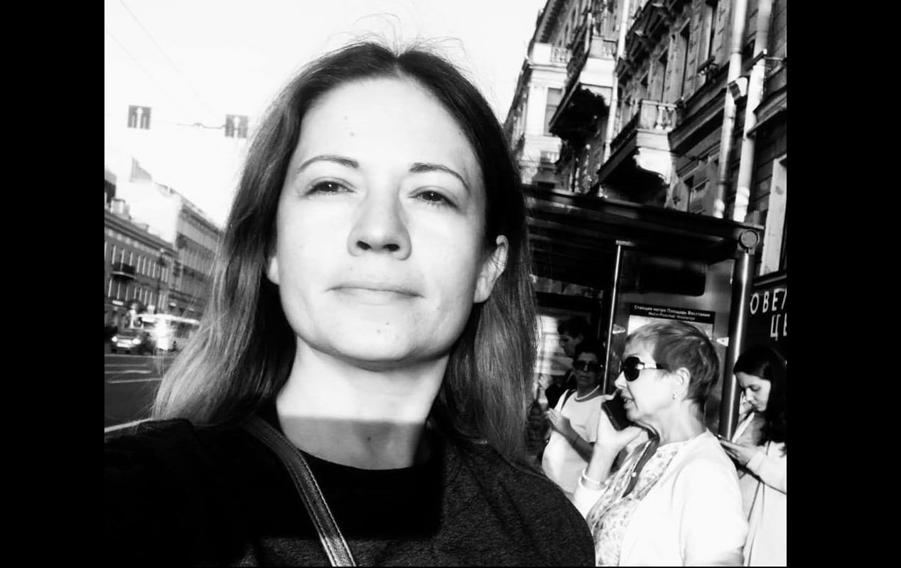 «Она выбрала честный и опасный путь — бронежилет вместо туфель из прошлой жизни». Друзья и коллеги об Оксане Баулиной