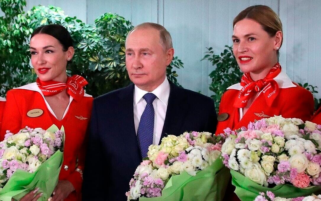 Bloomberg: «Аэрофлоту» из-за дефицита запчастей, возникшего после введения санкций, через три месяца придется начать разбирать свои самолеты