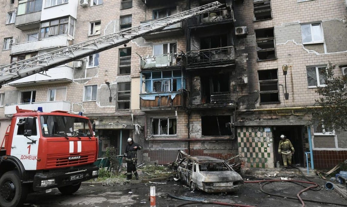 «Мы не просили нас спасать». Как живет Донецк после 24 февраля