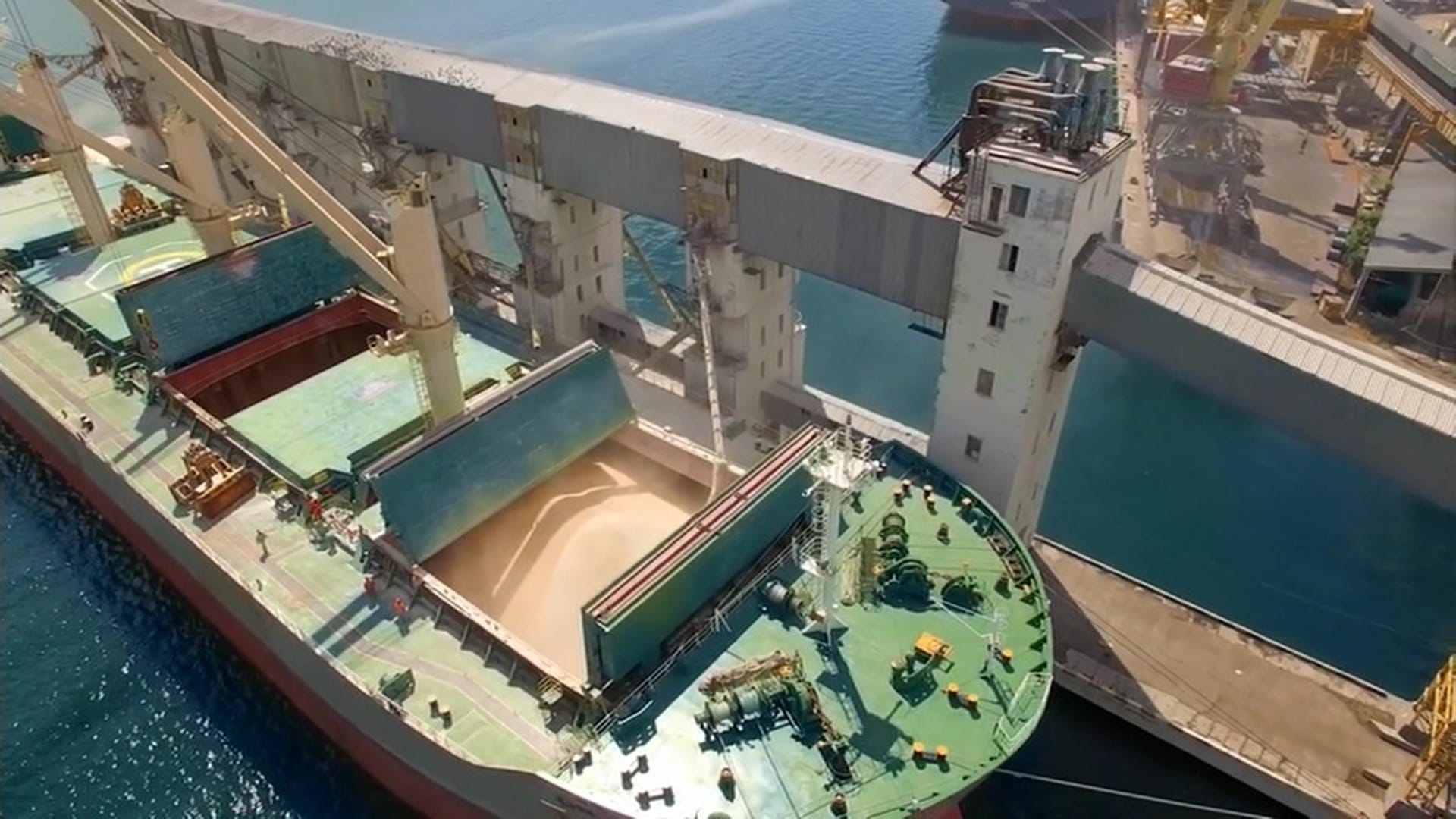 «Угрожая остановить вывоз зерна, Путин хочет добиться прямых переговоров с Украиной» — эксперт об очередном российском зерновом шантаже