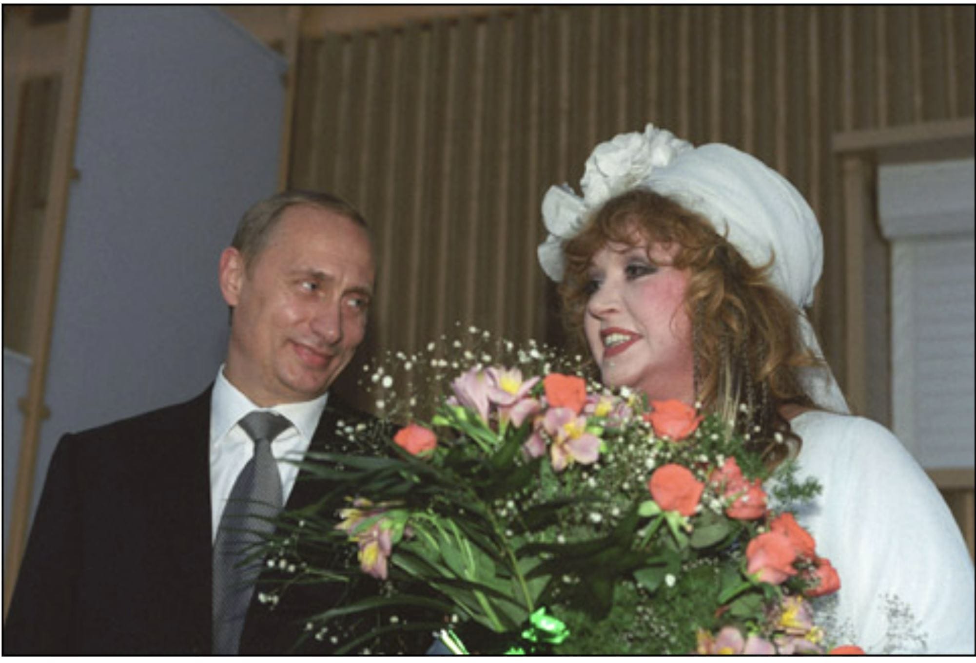 «Поступок Пугачевой — символ перемен в общественном мнении» — политолог Дмитрий Орешкин