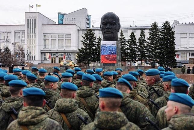 «Гребут всех, чтобы выполнить план». Местные жители рассказали, как проходит мобилизация в Бурятии