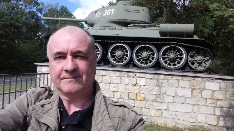 Охранника посольства Великобритании приговорили к 13 годам за шпионаж в пользу России