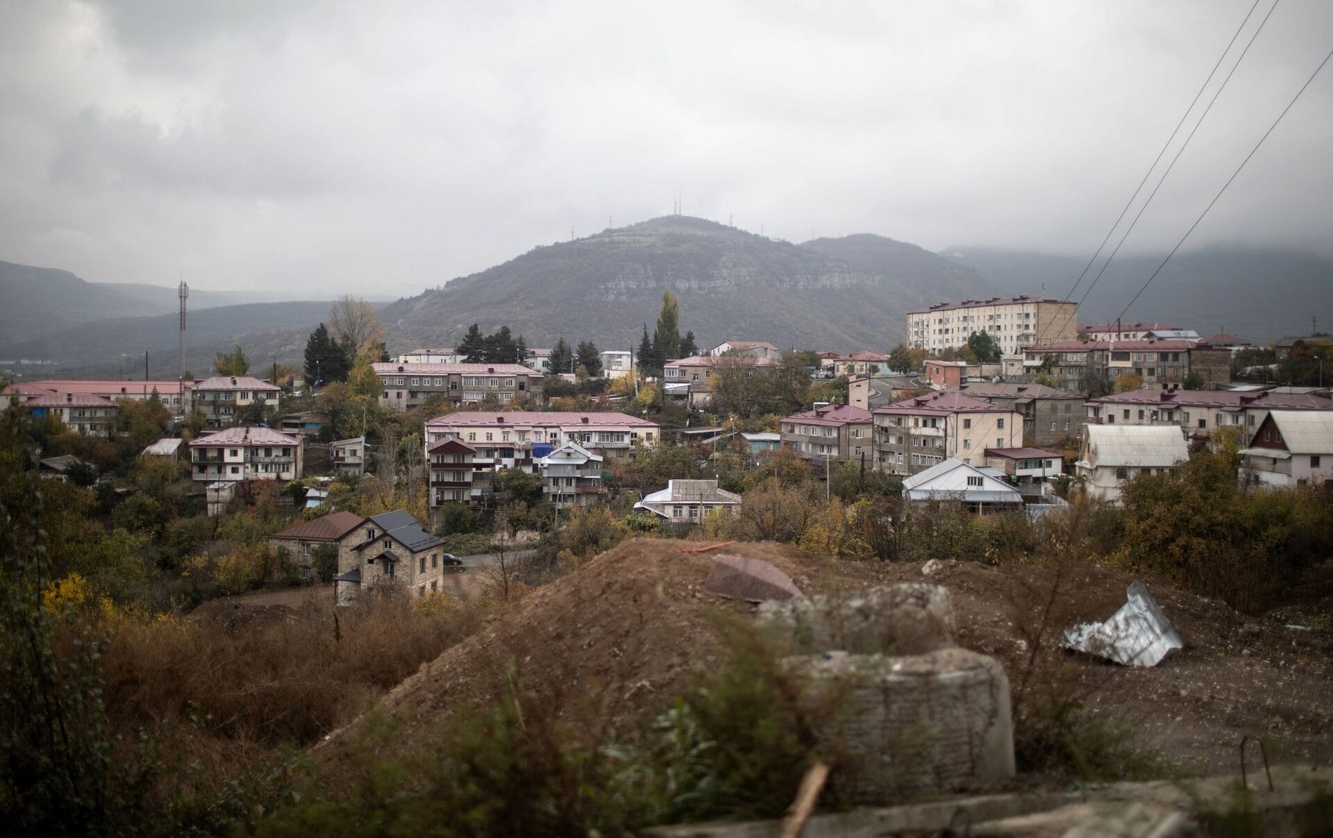 В Карабахе произошло столкновение между Арменией и Азербайджаном. Погибли несколько человек