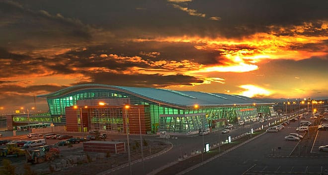 Россия отменила визовый режим для граждан Грузии и разрешила прямое авиасообщение