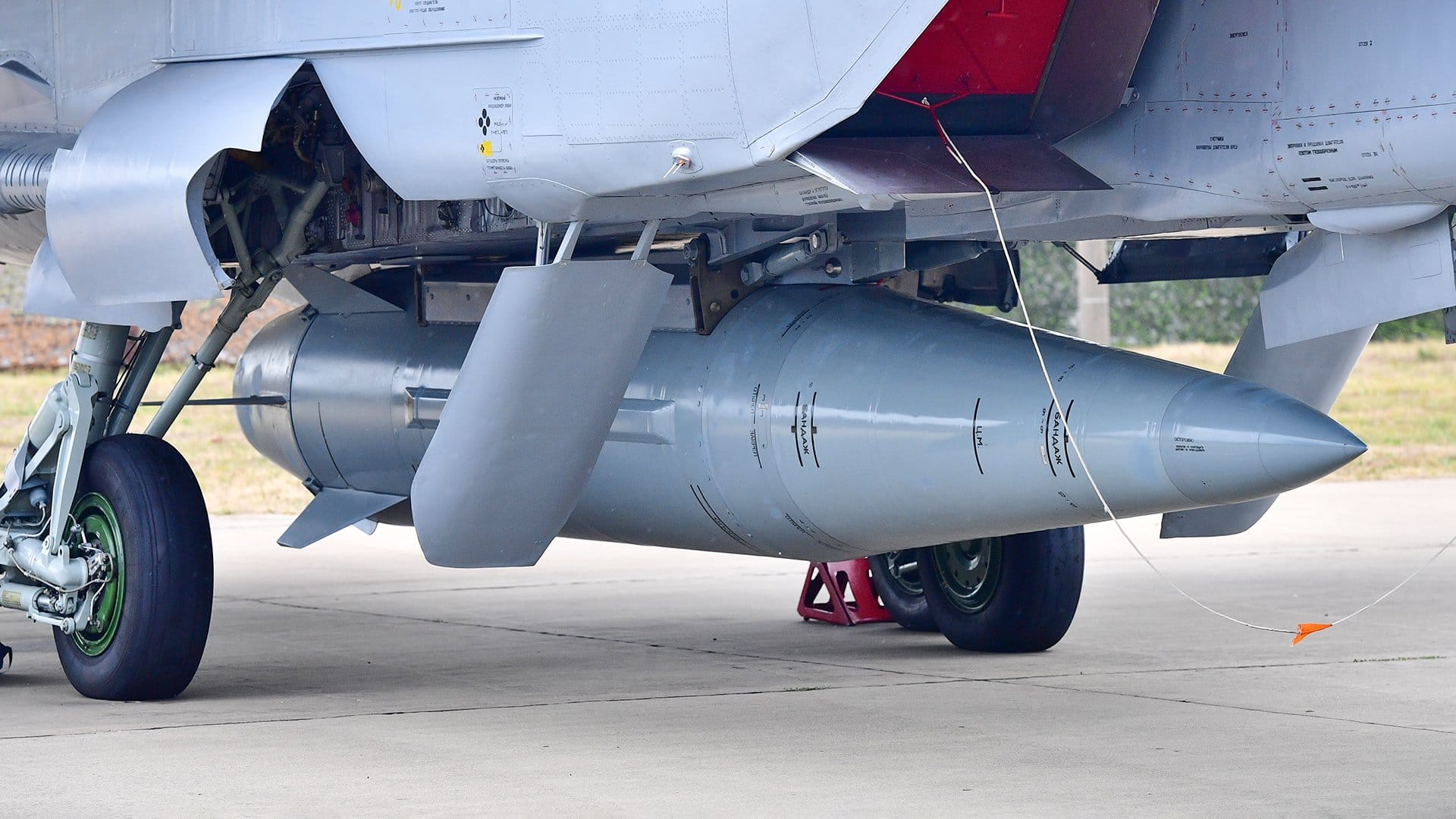 FAZ: Россия удвоила производство крылатых и баллистических ракет. В них используются западные компоненты