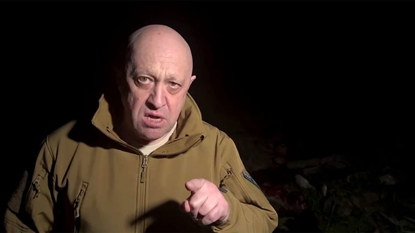 Пригожин и командир ЧВК Вагнера Уткин пообещали наемникам начало «самой большой работы в мире, которая будет проведена очень скоро»