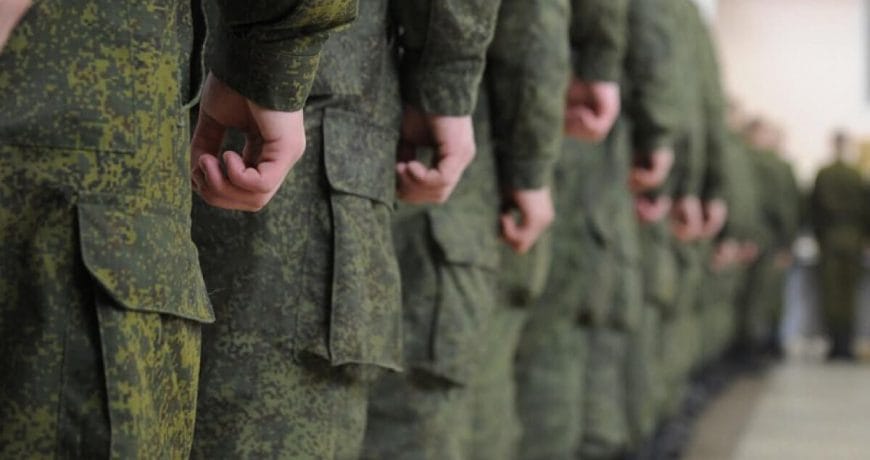Призывной возраст будет расширен с 18 до 30 лет без переходного периода