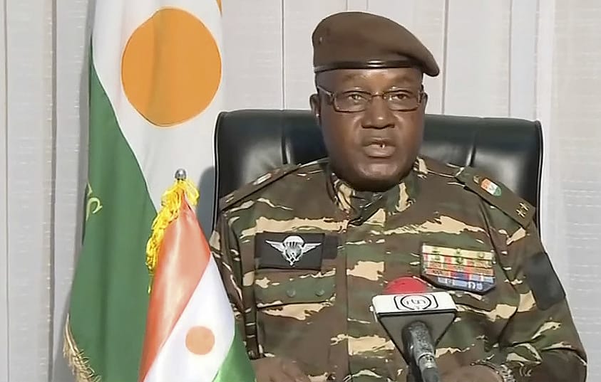 Мятежники в Нигере обвинили Францию в подготовке операции по освобождению свергнутого президента — Lesahel