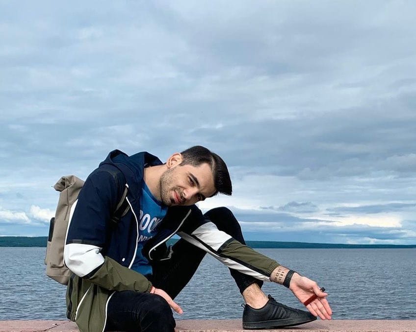 Технического директора «Навальный LIVE» Даниэля Холодного приговорили к 8 годам колонии. Его судили с Навальным по делу об экстремизме