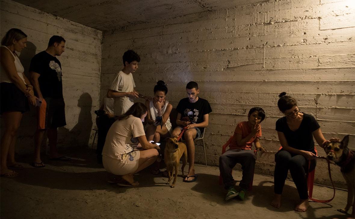 В Израиле введено особое положение в сфере гражданской обороны на всей территории страны