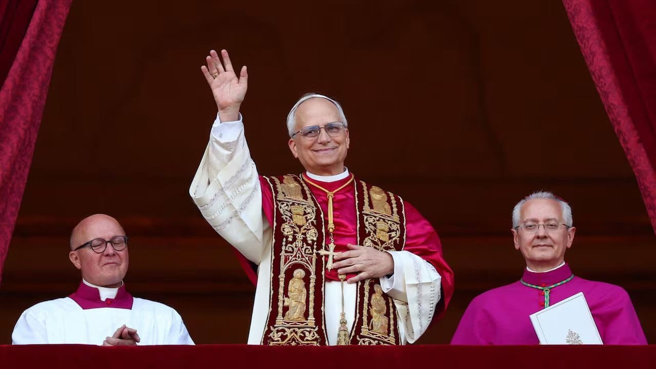 Конклав избрал новым папой римским американского кардинала Роберта Прево. Он принял имя Льва XIV