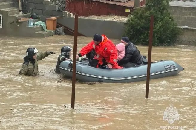 На Северном Кавказе пятый день устраняют последствия наводнения: в Дагестане и Чечне остаются подтопленными 872 жилых дома
