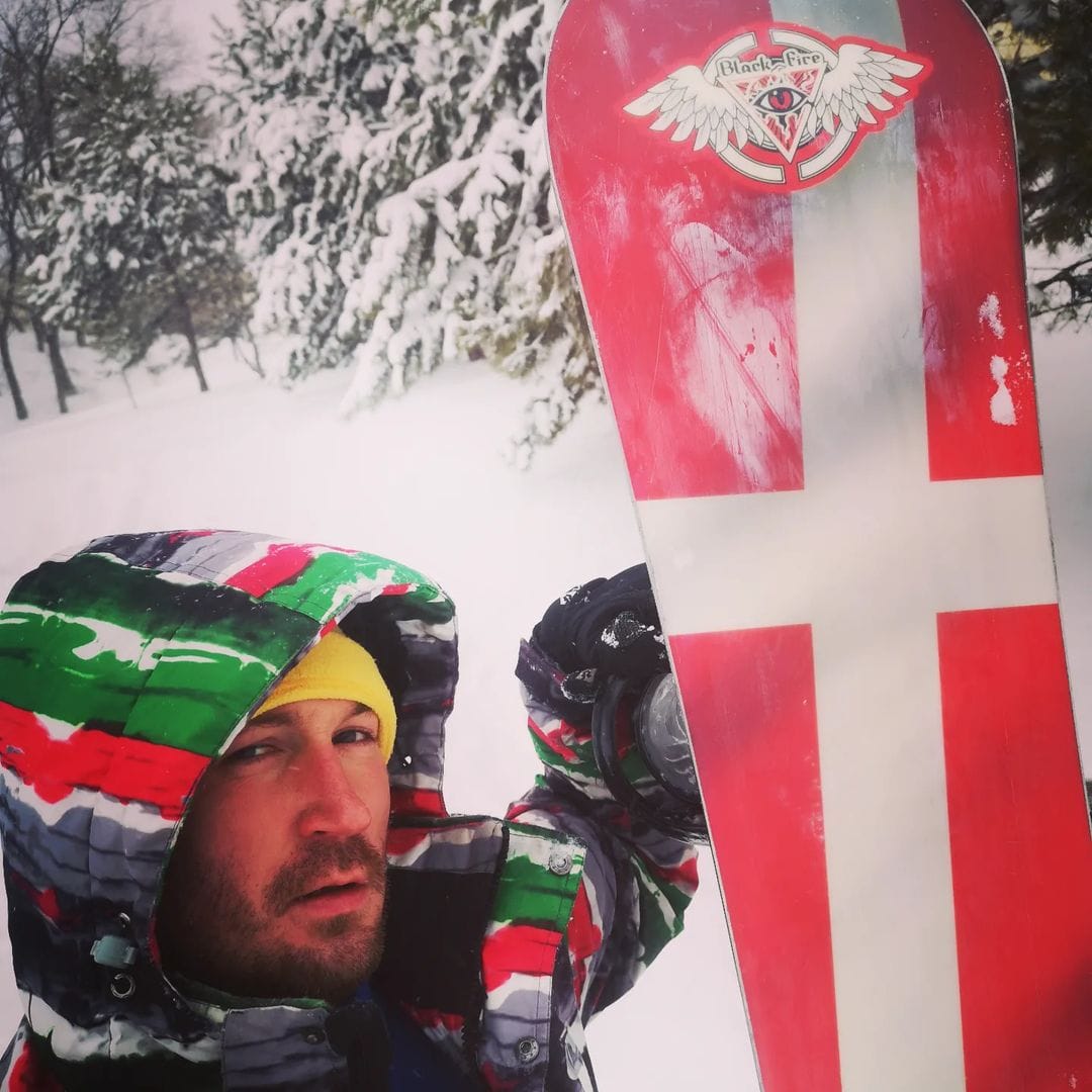 15 лет колонии дали хабаровскому активисту по делу о поджоге военкомата и порче флагов