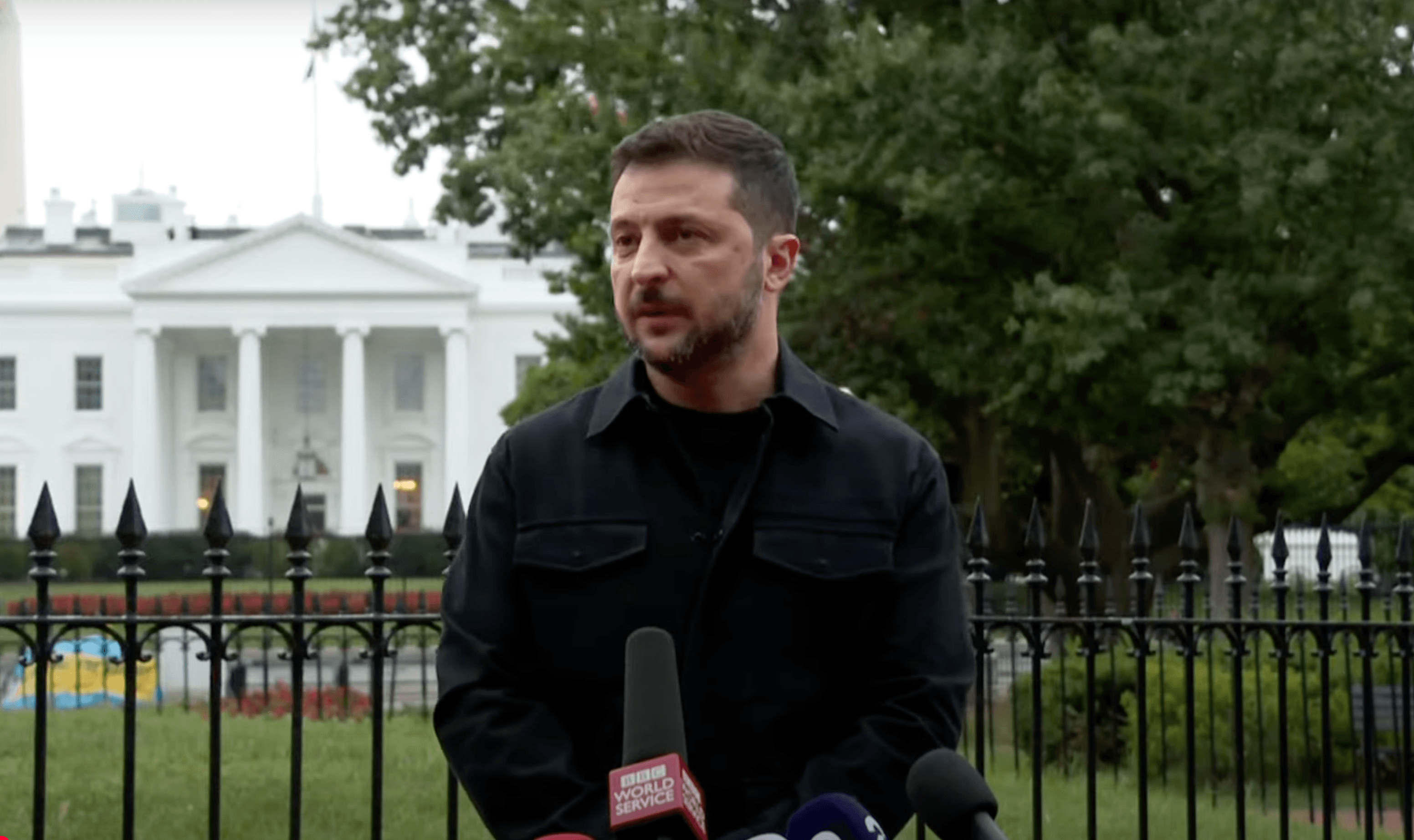 Зеленский заявил, что согласен на переговоры с Россией без предварительных условий. Ранее в Киеве требовали прекращения огня