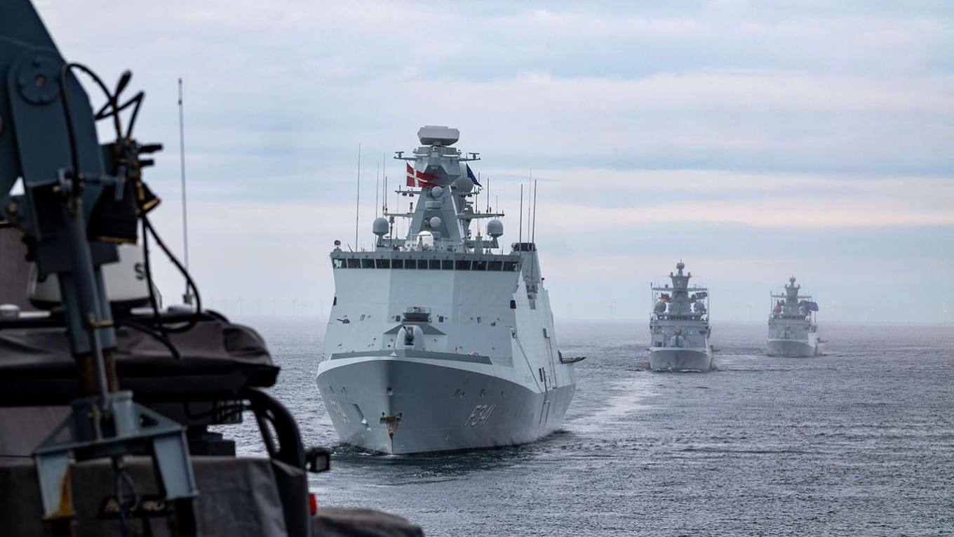 Захарова назвала миссию НАТО на Балтике попыткой помешать перевозкам российских грузов. В действительности цель миссии — защита от диверсий