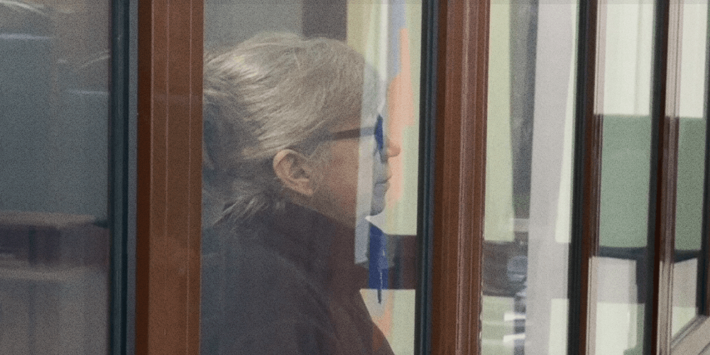 Перевод на рубль, выход — через 11 лет. Как жительниц оккупированных территорий сажают на огромные сроки за копеечные переводы в Украину