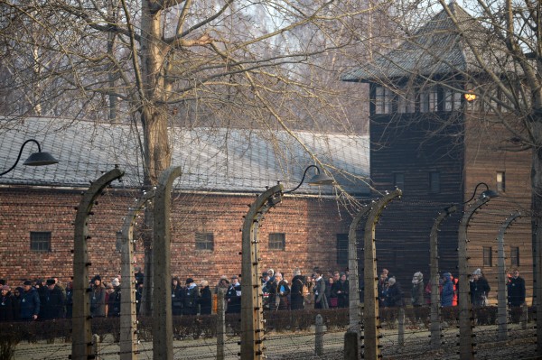 27.01.2020 Посетители лагеря "Освенцим" (Аушвиц) в Польше. Алексей Витвицкий / РИА «Новости»