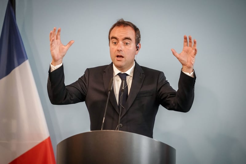 Новый премьер-министр Франции Себастьен Лекорню