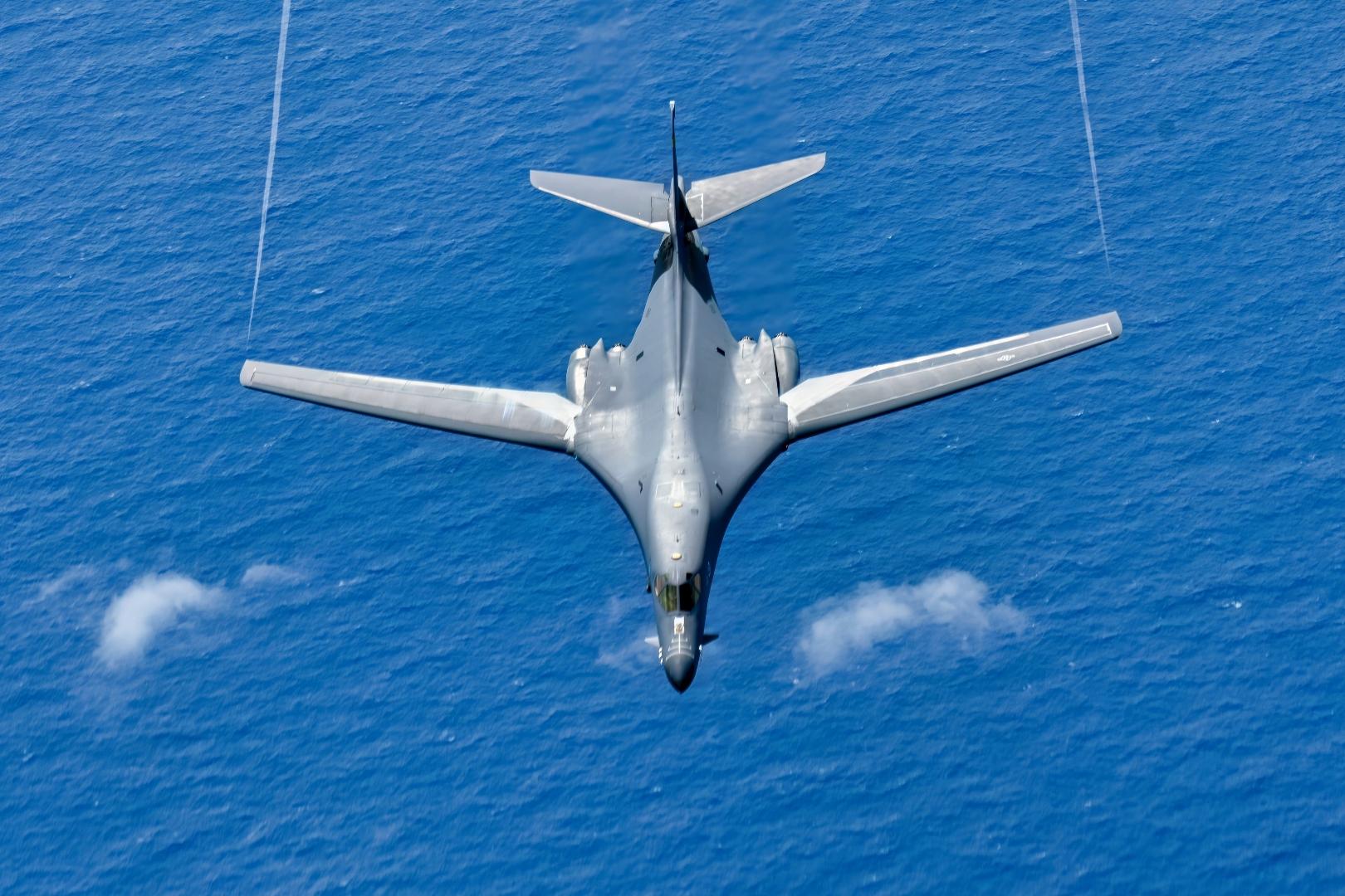 Бомбардировщик ВВС США B-1B Lancer. Самолеты этой модели выполняют боевые задачи в небе над Ираном